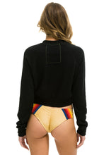 Cargar imagen en el visor de la galería, ASPEN EMBROIDERY CROPPED CREW SWEATSHIRT - BLACK Sweatshirt Aviator Nation