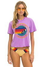 Laden Sie das Bild in den Galerie-Viewer, AVIATOR NATION LAS VEGAS BOYFRIEND TEE - NEON PURPLE Boyfriend Tee Aviator Nation