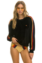 Cargar imagen en el visor de la galería, CLASSIC VELVET RELAXED SWEATSHIRT - BLACK Sweatshirt Aviator Nation