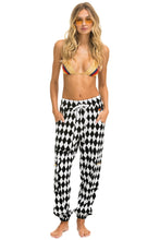 Load image into Gallery viewer, DIAMOND REPEAT SMILEY 2 EMBROIDERY CARGO COLOR BLOCK SWEATPANTS - WHITE // BLACK Sweatpants Aviator Nation
