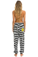 Load image into Gallery viewer, DIAMOND REPEAT SMILEY 2 EMBROIDERY CARGO COLOR BLOCK SWEATPANTS - WHITE // BLACK Sweatpants Aviator Nation