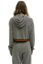 Carregar imagem no visualizador da galeria, LOGO STRIPE RELAXED CROP PULLOVER HOODIE - HEATHER GREY Hoodie Aviator Nation