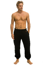 Carregar imagem no visualizador da galeria, MEN'S QUILTED SWEATPANTS - BLACK Mens Sweatpants Aviator Nation