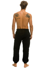 Carregar imagem no visualizador da galeria, QUILTED SWEATPANTS - BLACK Men's Sweatpants Aviator Nation