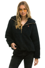 Laden Sie das Bild in den Galerie-Viewer, TEDDY UNISEX HOODED HALF ZIP JACKET - BLACK Women's Outerwear Aviator Nation