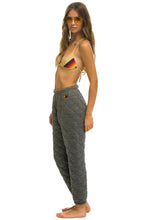 Carregar imagem no visualizador da galeria, WOMEN'S QUILTED SWEATPANTS - HEATHER GREY Womens Sweatpants Aviator Nation