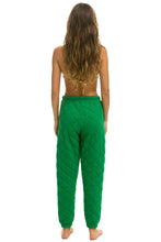 Load image into Gallery viewer, WOMEN'S QUILTED SWEATPANTS - KELLY GREEN Womens Sweatpants Aviator Nation