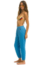Carregar imagem no visualizador da galeria, WOMEN'S QUILTED SWEATPANTS - OCEAN Womens Sweatpants Aviator Nation
