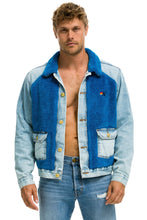 Last inn bildet i Galleri-visningsprogrammet, ASPEN SHERPA UNISEX DENIM JACKET - SUPER LIGHT BLUE Denim Jacket Aviator Nation