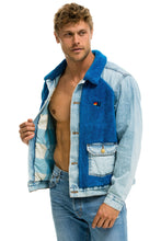 Last inn bildet i Galleri-visningsprogrammet, ASPEN SHERPA UNISEX DENIM JACKET - SUPER LIGHT BLUE Denim Jacket Aviator Nation