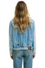 Last inn bildet i Galleri-visningsprogrammet, ASPEN SHERPA UNISEX DENIM JACKET - SUPER LIGHT BLUE Denim Jacket Aviator Nation