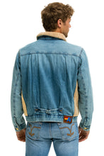 Load image into Gallery viewer, ASPEN SHERPA UNISEX DENIM JACKET - VINTAGE WHEAT Denim Jacket Aviator Nation