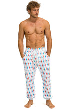Last inn bildet i Galleri-visningsprogrammet, AVIATOR BOLT W/ BOLT EMBROIDERY SWEATPANTS - WHITE // USA Men&#39;s Sweatpants Aviator Nation