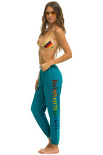Carregar imagem no visualizador da galeria, AVIATOR NATION MANHATTAN BEACH SWEATPANTS - TEAL Women&#39;s Sweatpants Aviator Nation
