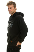 Carregar imagem no visualizador da galeria, BOLT GRADIENT RELAXED PULLOVER HOODIE - BLACK // GREY Hoodie Aviator Nation