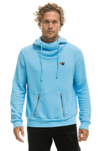 Cargar imagen en el visor de la galería, BOLT NINJA PULLOVER HOODIE - SKY // NEON PINK Hoodie Aviator Nation