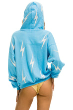 Carregar imagem no visualizador da galeria, BOLT STITCH REPEAT RELAXED PULLOVER HOODIE WITH POCKET ZIPPERS - SKY // WHITE Hoodie Aviator Nation