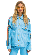 Carregar imagem no visualizador da galeria, BOLT STRIPE OVERSIZED CONCERT DENIM JACKET - SKY Denim Jacket Aviator Nation