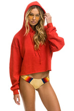 Carregar imagem no visualizador da galeria, BOLT STRIPE RELAXED CROPPED PULLOVER HOODIE - RED Aviator Nation