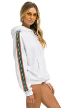 Carregar imagem no visualizador da galeria, BOLT STRIPE RELAXED PULLOVER HOODIE - WHITE Aviator Nation