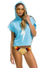 Carregar imagem no visualizador da galeria, BOLT STRIPE SLEEVELESS RELAXED CROPPED PULLOVER HOODIE - SKY Aviator Nation
