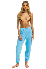 Carregar imagem no visualizador da galeria, BOLT STRIPE WOMENS SWEATPANTS - SKY Aviator Nation