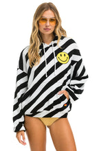 Last inn bildet i Galleri-visningsprogrammet, CAUTION SMILEY 2 EMBRIODERY RELAXED PULLOVER HOODIE - WHITE // BLACK Hoodie Aviator Nation