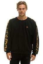 Carregar imagem no visualizador da galeria, CHEETAH STRIPE RELAXED FIT CREW SWEATSHIRT - BLACK // CHEETAH Sweatshirt Aviator Nation