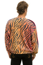 Carregar imagem no visualizador da galeria, CLASSIC RELAXED FIT CREW SWEATSHIRT - TIGER Sweatshirt Aviator Nation