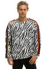 Carregar imagem no visualizador da galeria, CLASSIC RELAXED FIT CREW SWEATSHIRT - ZEBRA Sweatshirt Aviator Nation