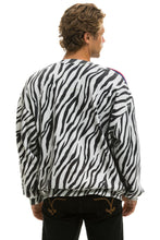 Carregar imagem no visualizador da galeria, CLASSIC RELAXED FIT CREW SWEATSHIRT - ZEBRA Sweatshirt Aviator Nation
