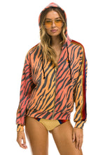 Carregar imagem no visualizador da galeria, CLASSIC RELAXED ZIP HOODIE WITH POCKETS - TIGER Hoodie Aviator Nation