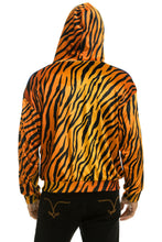 Carregar imagem no visualizador da galeria, CLASSIC VELVET RELAXED ZIP HOODIE - TIGER Hoodie Aviator Nation