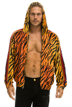 Carregar imagem no visualizador da galeria, CLASSIC VELVET RELAXED ZIP HOODIE - TIGER Hoodie Aviator Nation