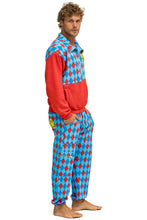 Carregar imagem no visualizador da galeria, DIAMOND REPEAT SMILEY 2 EMBROIDERY SWEATPANTS - SKY Men&#39;s Sweatpants Aviator Nation