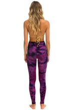 Carregar imagem no visualizador da galeria, HAND DYED FULL LENGTH HI-RISE LEGGINGS - TIE DYE CRYSTAL ROSE Leggings Aviator Nation
