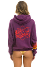 Carregar imagem no visualizador da galeria, HUNGER GAMES RELAXED PULLOVER HOODIE - PLUM Hoodie Aviator Nation