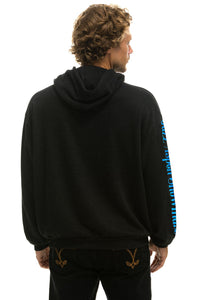 JAZZ ASPEN SNOWMASS 2023 RELAXED PULLOVER HOODIE - BLACK Hoodie Aviator Nation