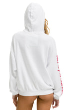 Carregar imagem no visualizador da galeria, JAZZ ASPEN SNOWMASS 2023 RELAXED PULLOVER HOODIE - WHITE Hoodie Aviator Nation