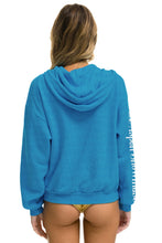 Carregar imagem no visualizador da galeria, JAZZ ASPEN SNOWMASS 2023 RELAXED ZIP HOODIE - OCEAN Hoodie Aviator Nation