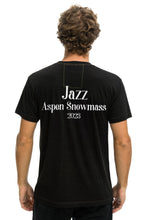 Last inn bildet i Galleri-visningsprogrammet, JAZZ ASPEN SNOWMASS 2023 TEE - BLACK Tees Aviator Nation