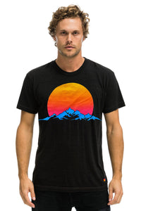JAZZ ASPEN SNOWMASS 2023 TEE - BLACK Tees Aviator Nation