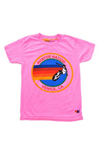 Last inn bildet i Galleri-visningsprogrammet, KID&#39;S AVIATOR NATION MALIBU TEE - NEON PINK Kid&#39;s Tee Aviator Nation