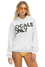 Cargar imagen en el visor de la galería, LOCALS ONLY RELAXED PULLOVER HOODIE - WHITE Hoodie Aviator Nation