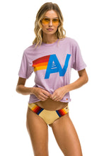 Cargar imagen en el visor de la galería, LOGO BOYFRIEND TEE - MAUVE Boyfriend Tee Aviator Nation