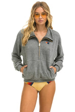 Cargar imagen en el visor de la galería, LOGO EMBROIDERY HALF ZIP SWEATSHIRT - HEATHER GREY Sweatshirt Aviator Nation