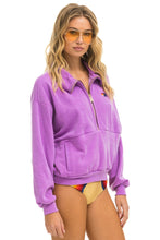 Cargar imagen en el visor de la galería, LOGO EMBROIDERY HALF ZIP SWEATSHIRT - NEON PURPLE Sweatshirt Aviator Nation