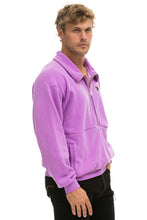 Cargar imagen en el visor de la galería, LOGO EMBROIDERY HALF ZIP SWEATSHIRT - NEON PURPLE Sweatshirt Aviator Nation