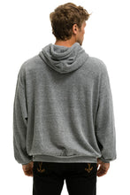 Cargar imagen en el visor de la galería, LOGO PULLOVER RELAXED HOODIE - HEATHER GREY Hoodie Aviator Nation