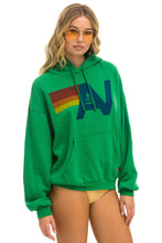 Cargar imagen en el visor de la galería, LOGO PULLOVER RELAXED HOODIE - KELLY GREEN Hoodie Aviator Nation